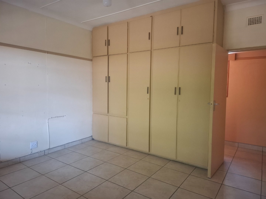 To Let 4 Bedroom Property for Rent in Suidrand Free State